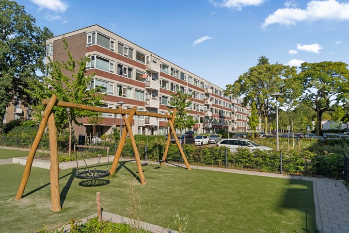 Photo of property Adenauerlaan 125, Utrecht