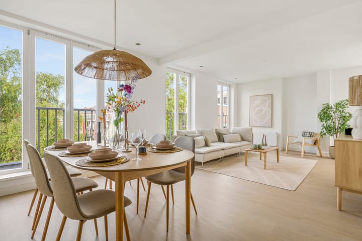 Admiraal De Ruijterweg 157-4 in Amsterdam