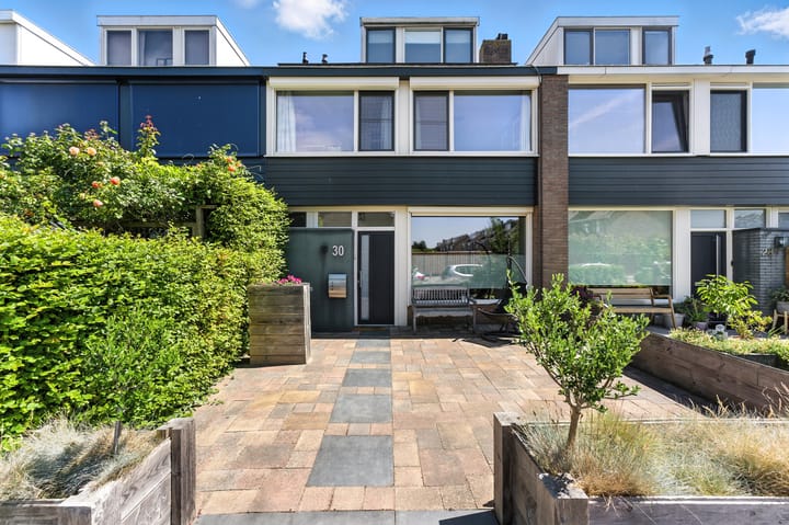 Admiraal de Ruyterlaan 30 in Hendrik-Ido-Ambacht