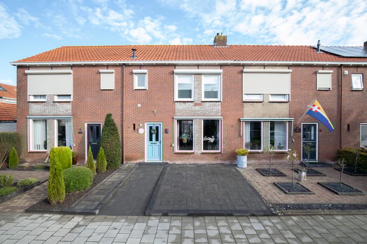 Admiraal de Ruyterstraat 17 in Genemuiden Foto