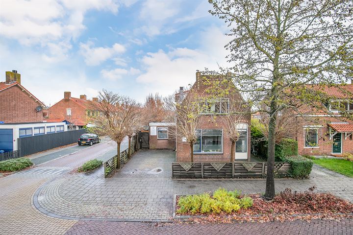 Admiraal de Ruyterstraat 90 in Oud-Beijerland