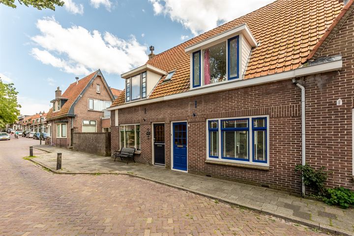 Admiraliteitsweg 2 in Enkhuizen