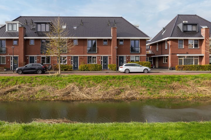 Photo of property Adriaan Anthoniszstraat 4, Zwaag