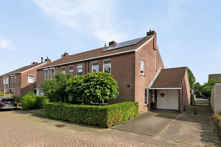 Adriaan Brouwerlaan 32 in Oosterhout