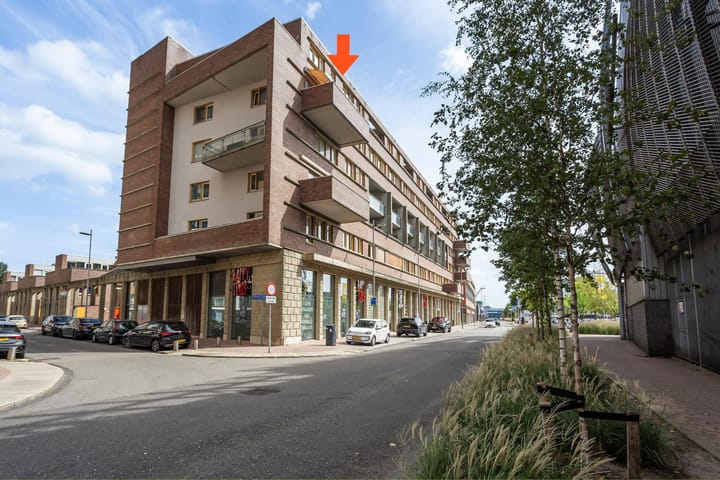 Photo of property Adriaan Kooningsstraat 29, Rotterdam