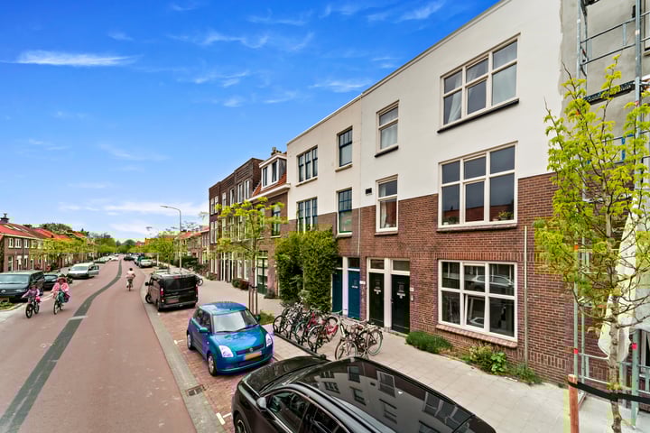 Adriaan Pauwstraat 10 in Delft