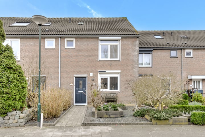 Photo of property Adriaan Swaenstraat 6, Geertruidenberg