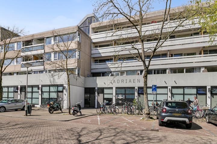 Adriaan van Bergenstraat 282 in Breda