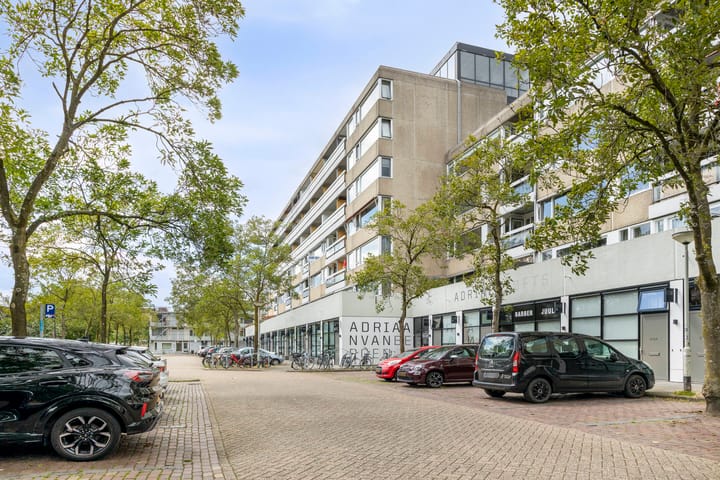 Adriaan van Bergenstraat 338 in Breda