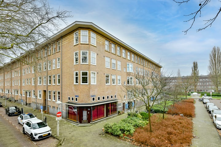 Adriaan van Bergenstraat 8-3 in Amsterdam