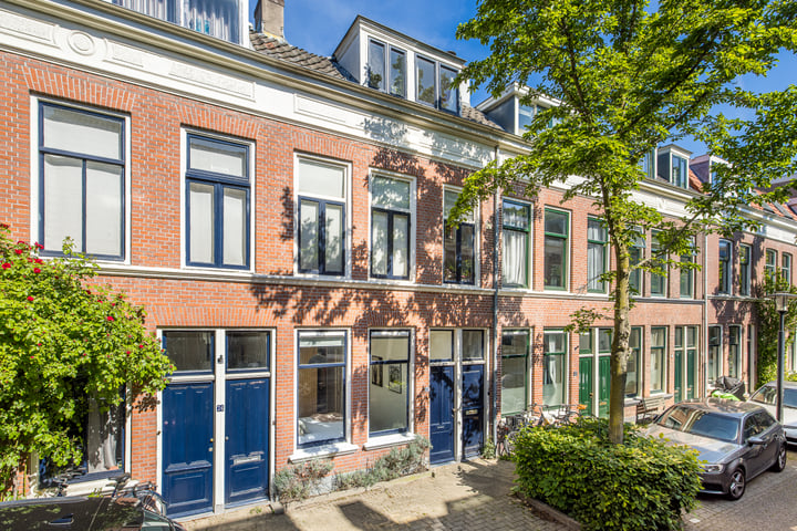 Photo of property Adriaanstraat 38, Utrecht