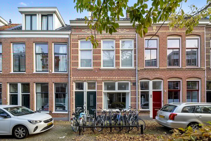 Photo of property Adriaanstraat 65, Utrecht