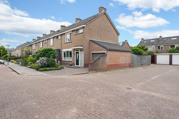 Adriatischezeestraat 18 in Oost-Souburg Foto