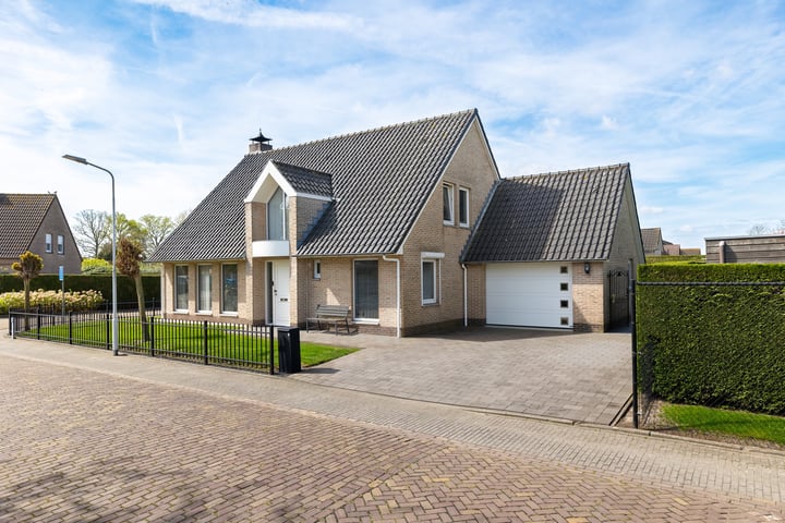 Aelbert Cuypstraat 1 in Clinge Foto