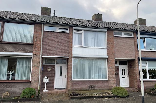 Aelbert Cuypstraat 17 in Roosendaal