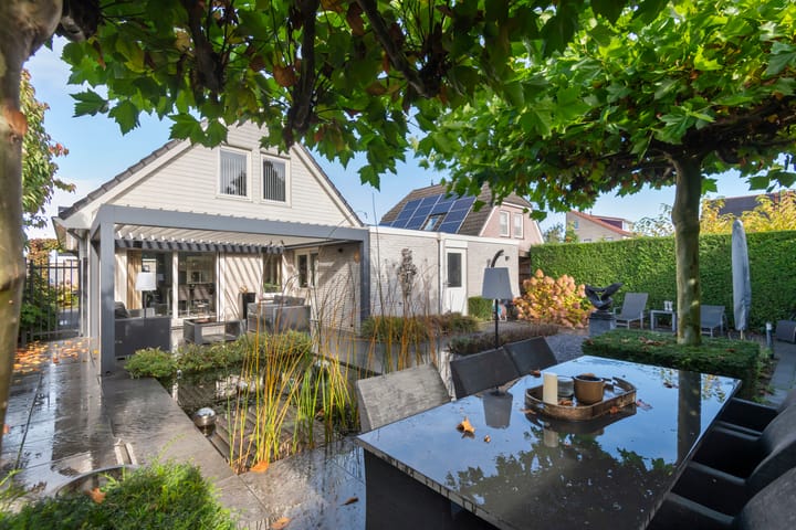 Photo of property Aeneas Mackaylaan 4, Ophemert