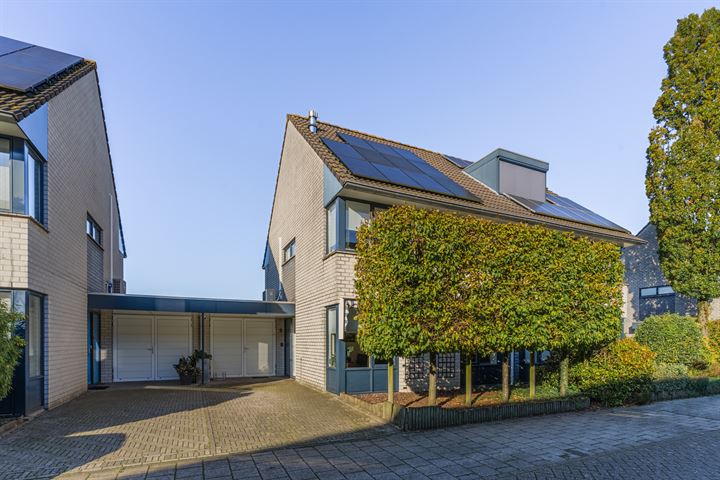Photo of property Agaat 8, Eindhoven