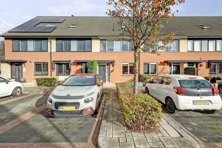 Agaatlaan 21 in Rhoon