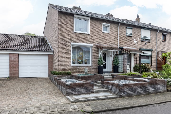 Agaatstraat 33 in Heerlen
