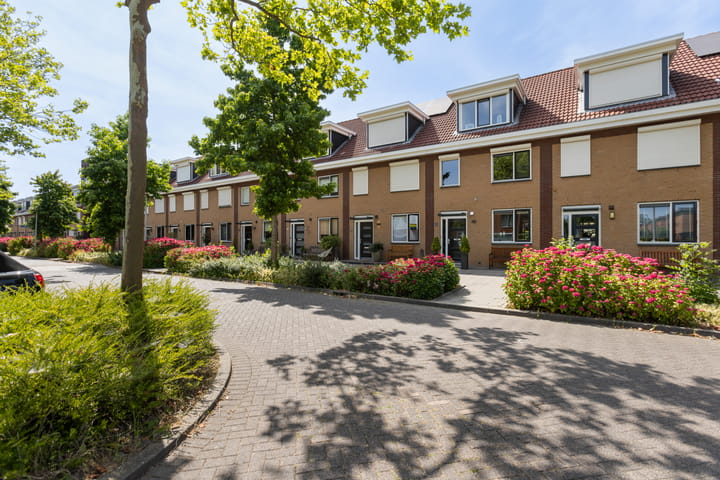 Agnes Bartoutslaan 74 in Hendrik-Ido-Ambacht