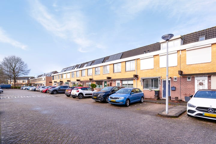 Aïdastraat 37 in Spijkenisse