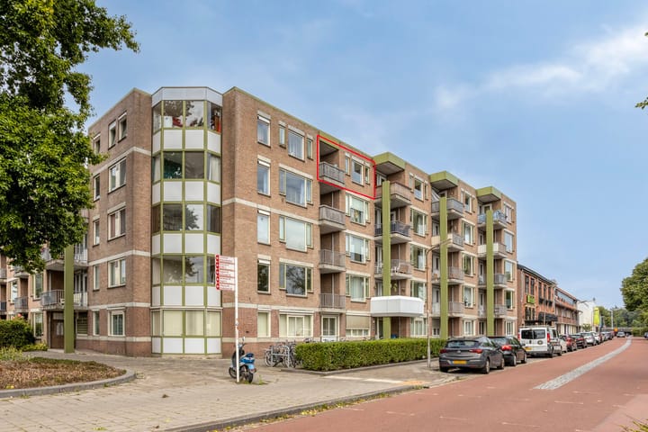 Photo of property Akeleistraat 65, 's-Hertogenbosch