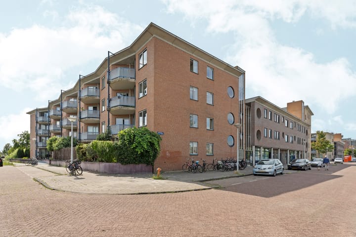 Akersingel 16 in Amsterdam