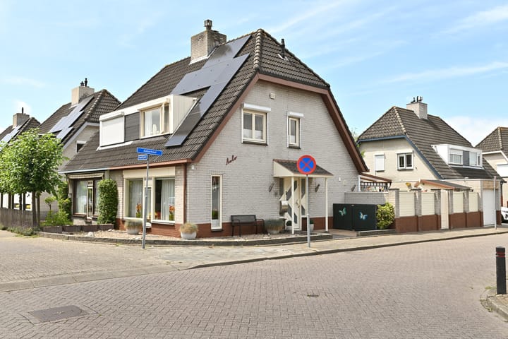 Akkerhoef 13 in Bergen op Zoom