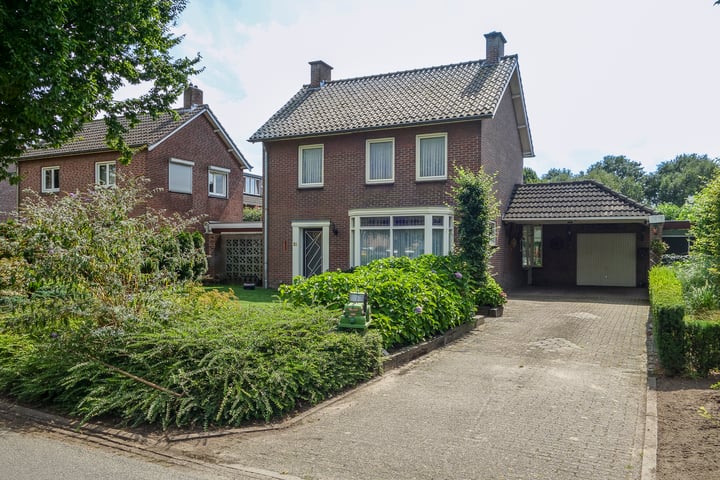 Photo of property Akkerweg 21, Milheeze