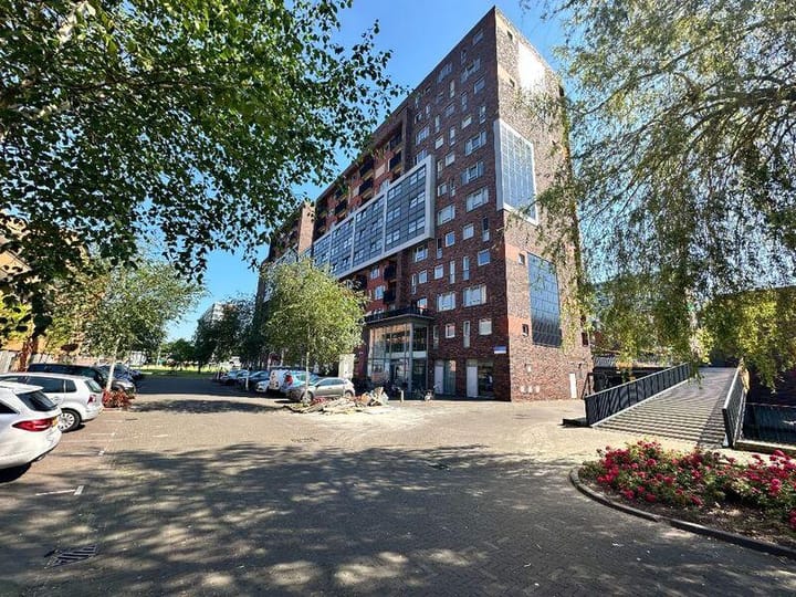 Akropolishof 78 in Delft