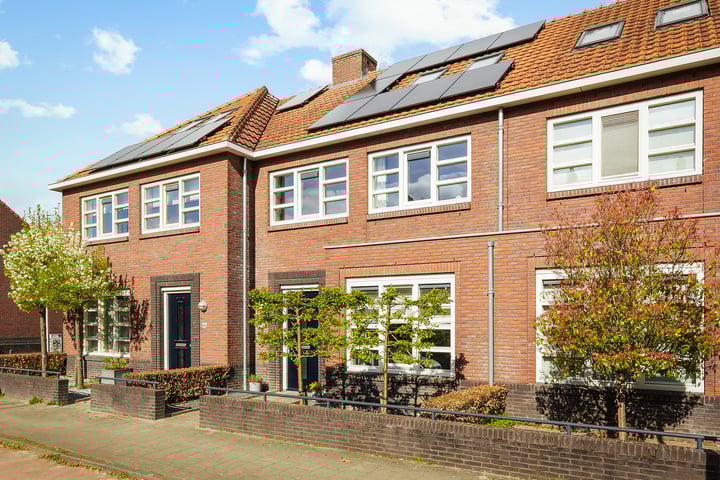 Photo of property Alard du Hamelstraat 44, Eindhoven