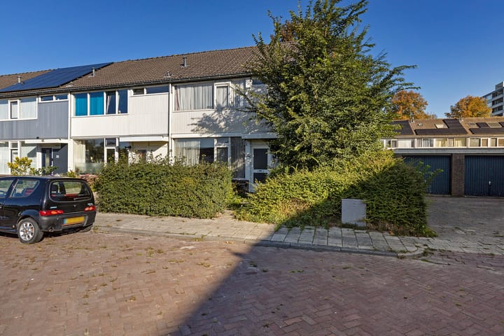Albardaplein 30 in Hoogezand