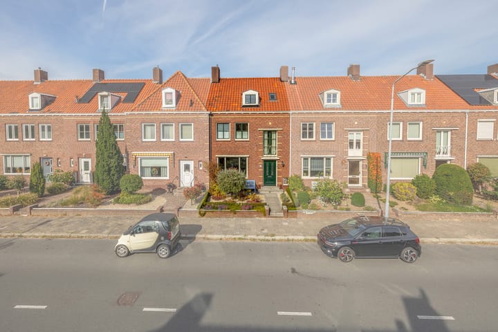 Alberdingk Thijmstraat 18 in Venlo
