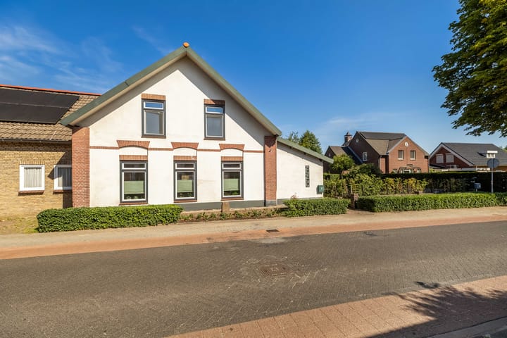 Albers Pistoriusstraat 3 in Aarle-Rixtel