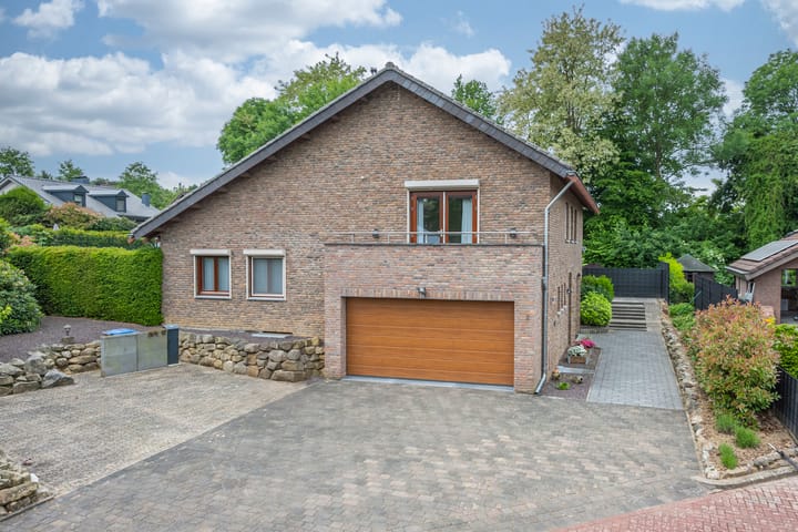 Albert Cuypstraat 2 in Kerkrade