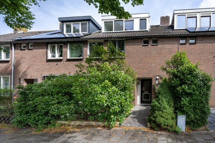 Albert Schweitzerlaan 17 in Haarlem