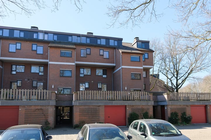 Photo of property Albert van Dalsumlaan 693, Utrecht