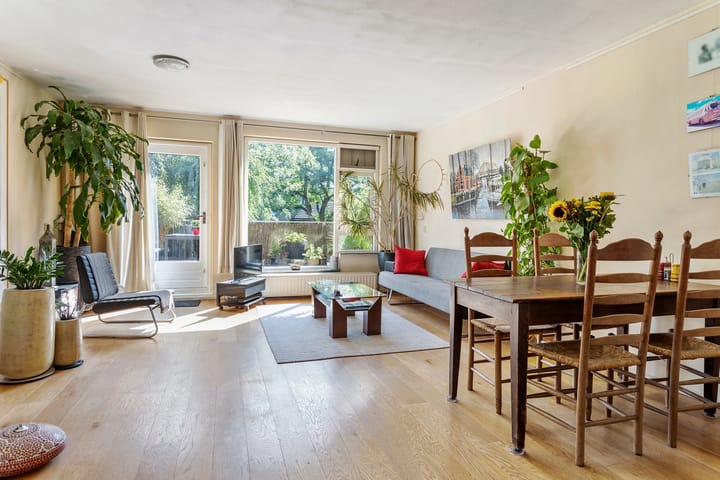 Photo of property Albert van Dalsumlaan 819, Utrecht