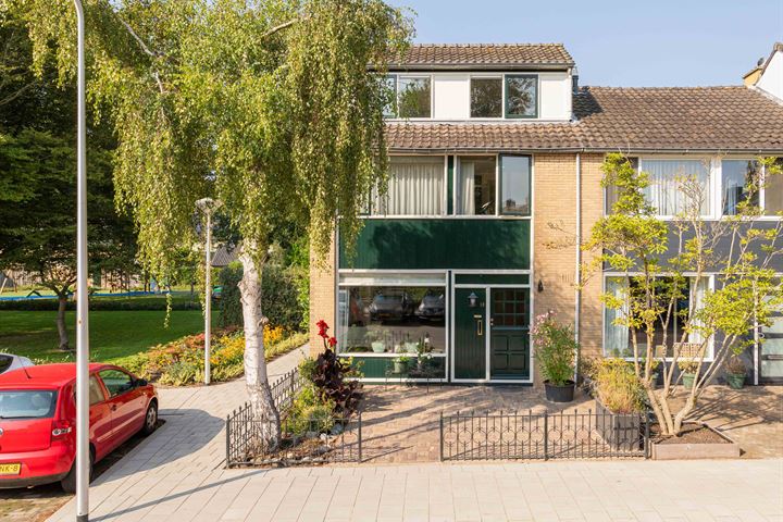 Photo of property Albert Verweijstraat 13, Hazerswoude-Rijndijk