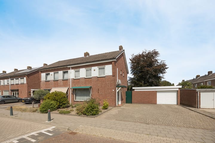 Albert Verweystraat 19 in Etten-Leur
