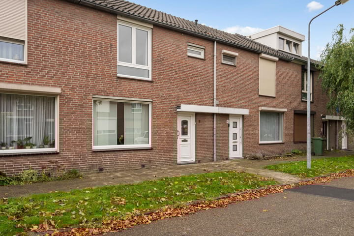 Albertina Agnesstraat 8 in Weert