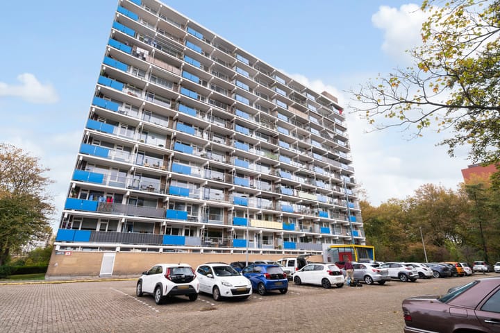 Albertine Agneslaan 392 in Vlaardingen photo