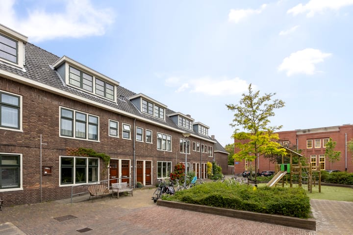 Albertine Agnesplein 7 in Groningen