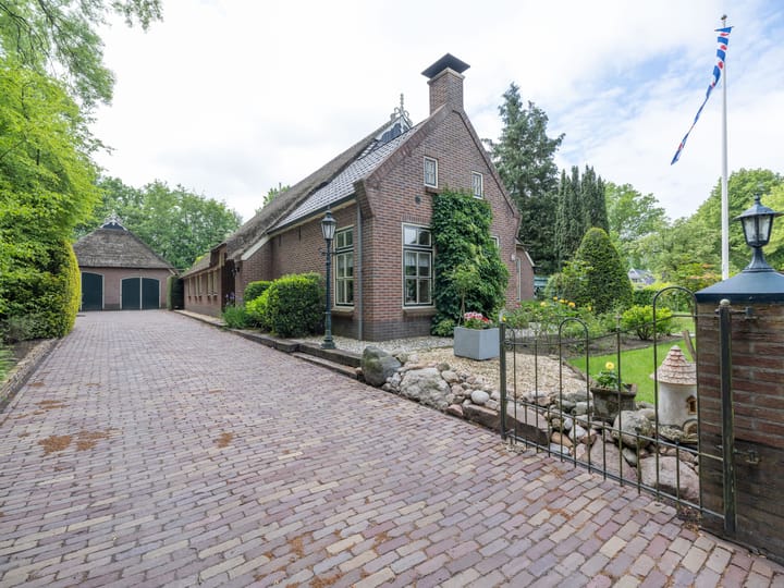 Photo of property Alde Wei 2, Drachtstercompagnie