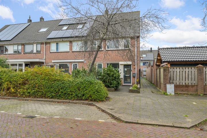 Aletta Jacobsstraat 106 in Heemskerk