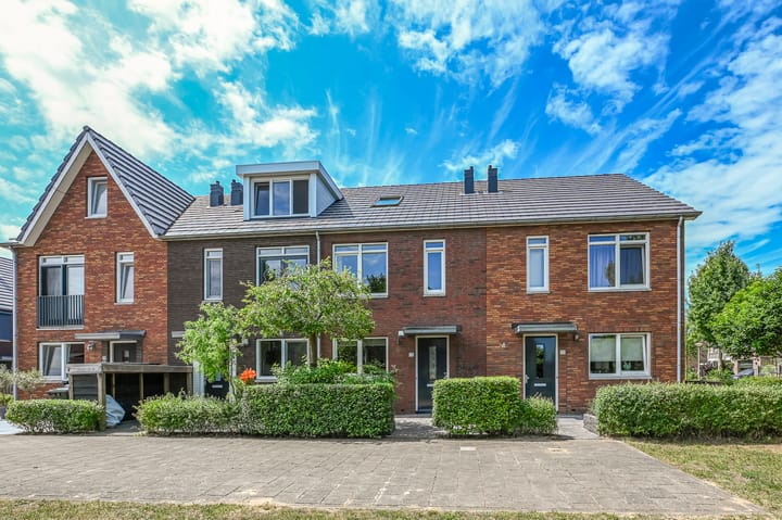 Aletta Rutgersstraat 13 in Maasdijk