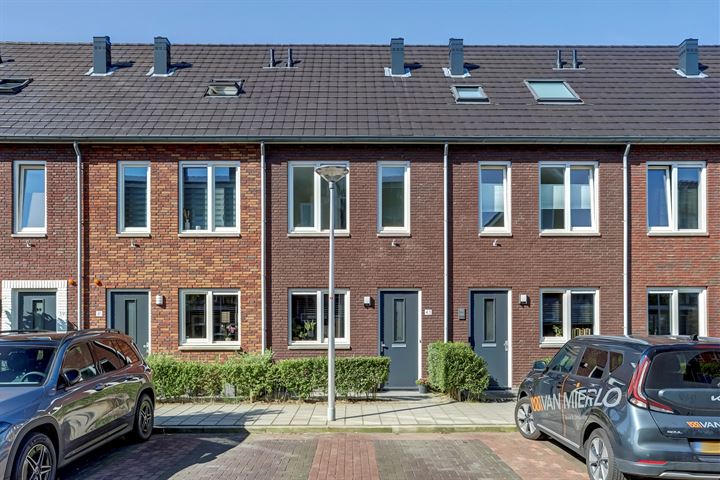 Aletta Rutgersstraat 43 in Maasdijk