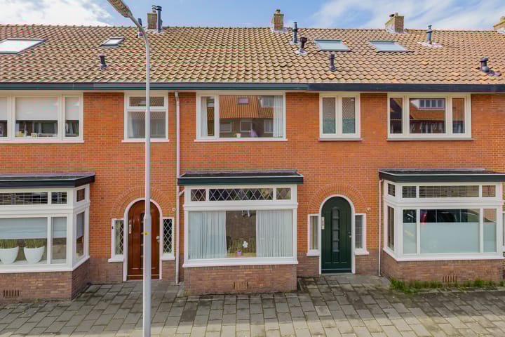 Alexander Bellstraat 56 in IJmuiden