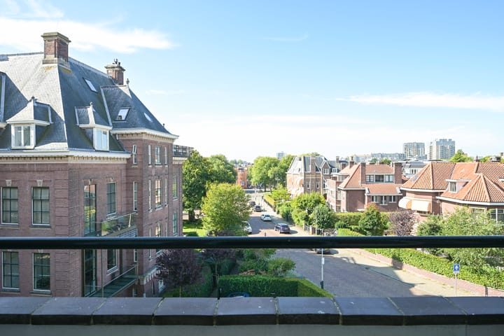 Alexander Gogelweg 75A in 's-Gravenhage