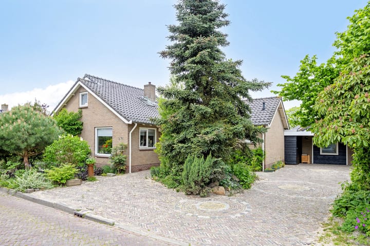 Alingterp 3 in Warmenhuizen